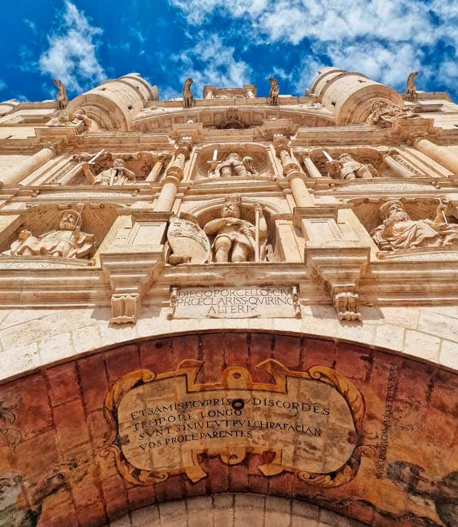 looking up at Arco Santa Martin in Burgos