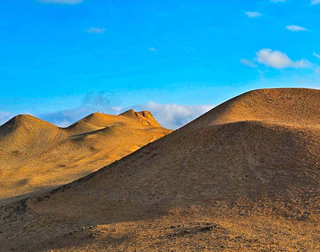 you walk these huge dunes during your golden shadows trek