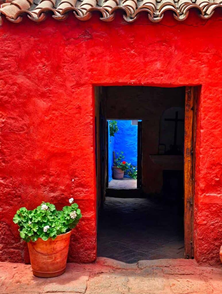 red and blue walls in Santa Catarina in Arequipa