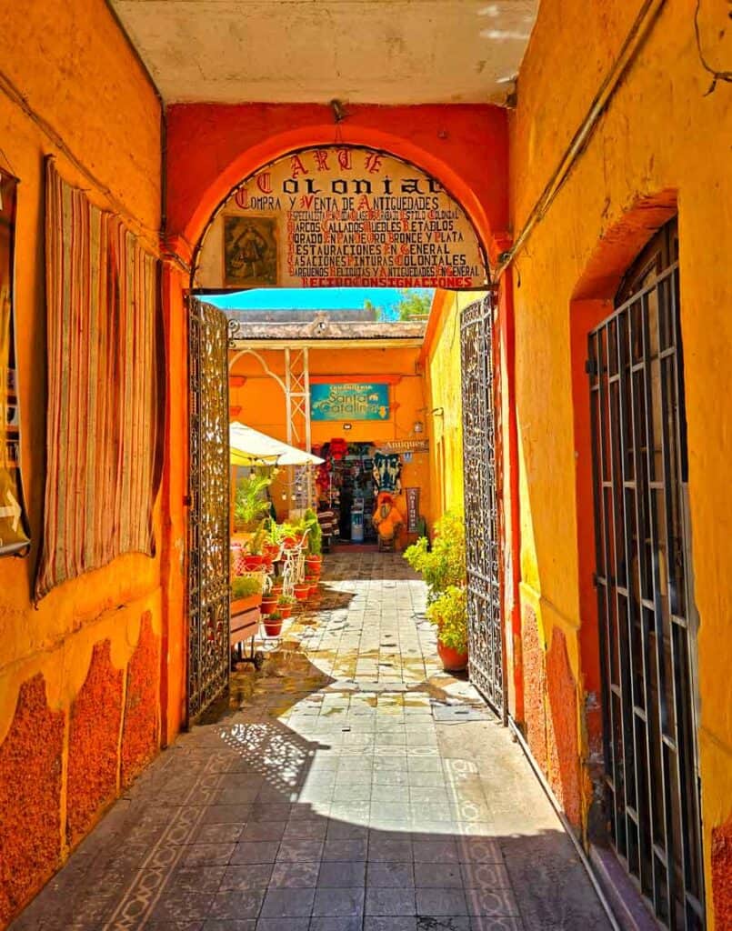 hidden cafe in Arequipa