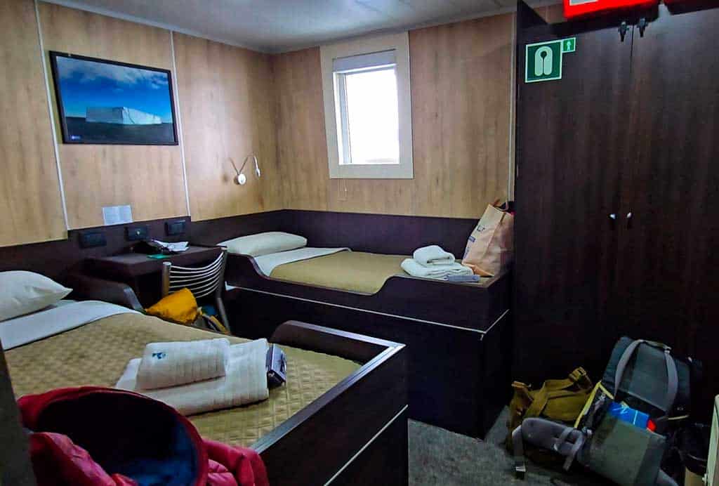 twin cabin on antarctica cruise from Ushuaia
